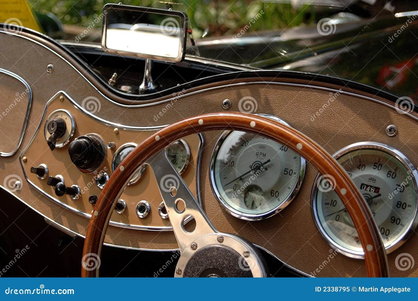 1761688288108.webp