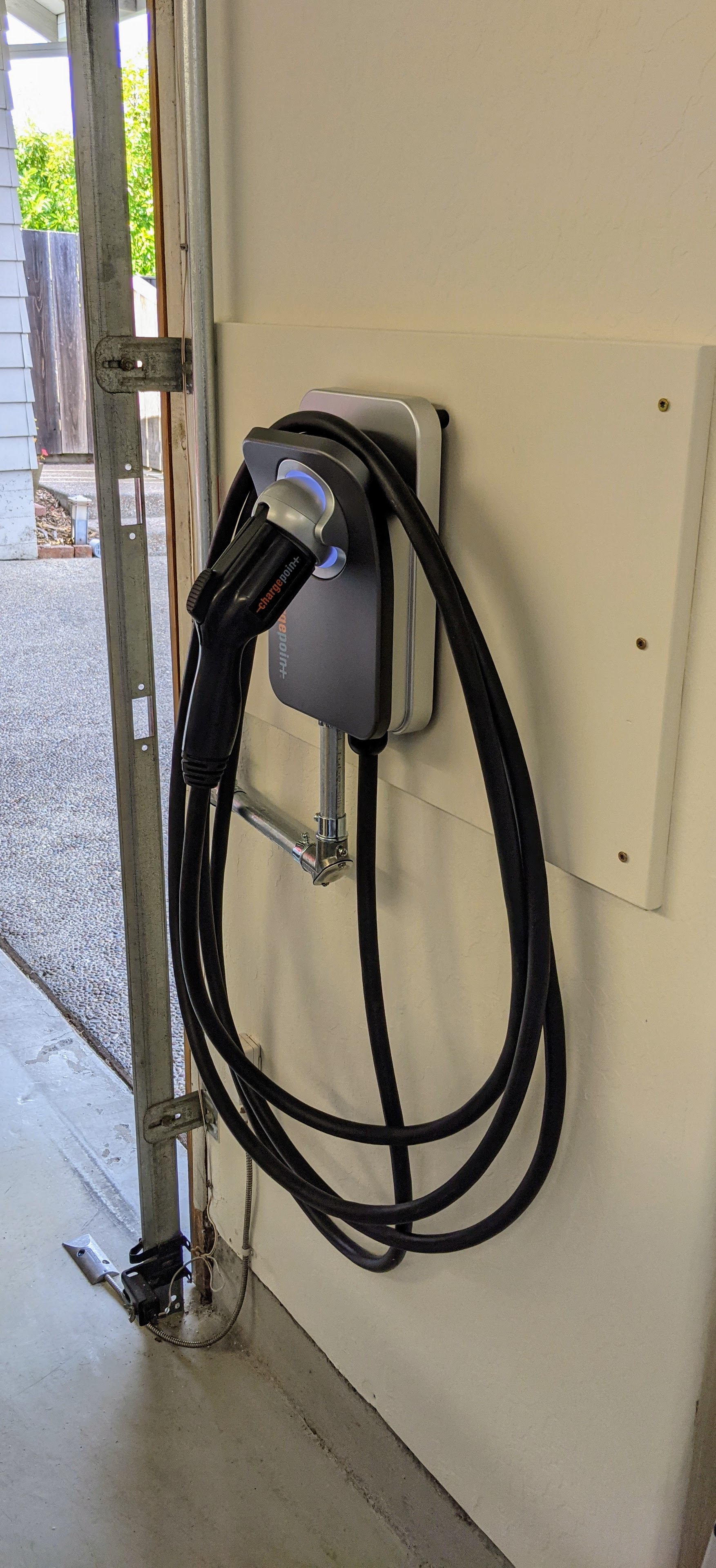 Chargepoint Home Flex.jpg