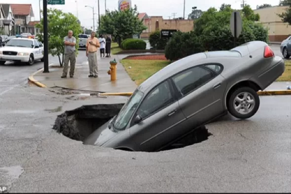 pothole.webp