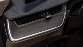 Ojai close dash vent.webp