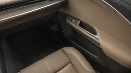 Ojai passenger seat and well.webp