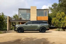 Lexus1 (1).webp