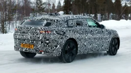 range-rover-velar-ev-prototype-spy-shot-11.webp