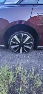 Lucid tire blowout.webp