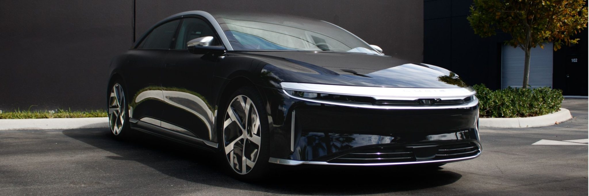 bringatrailer.com