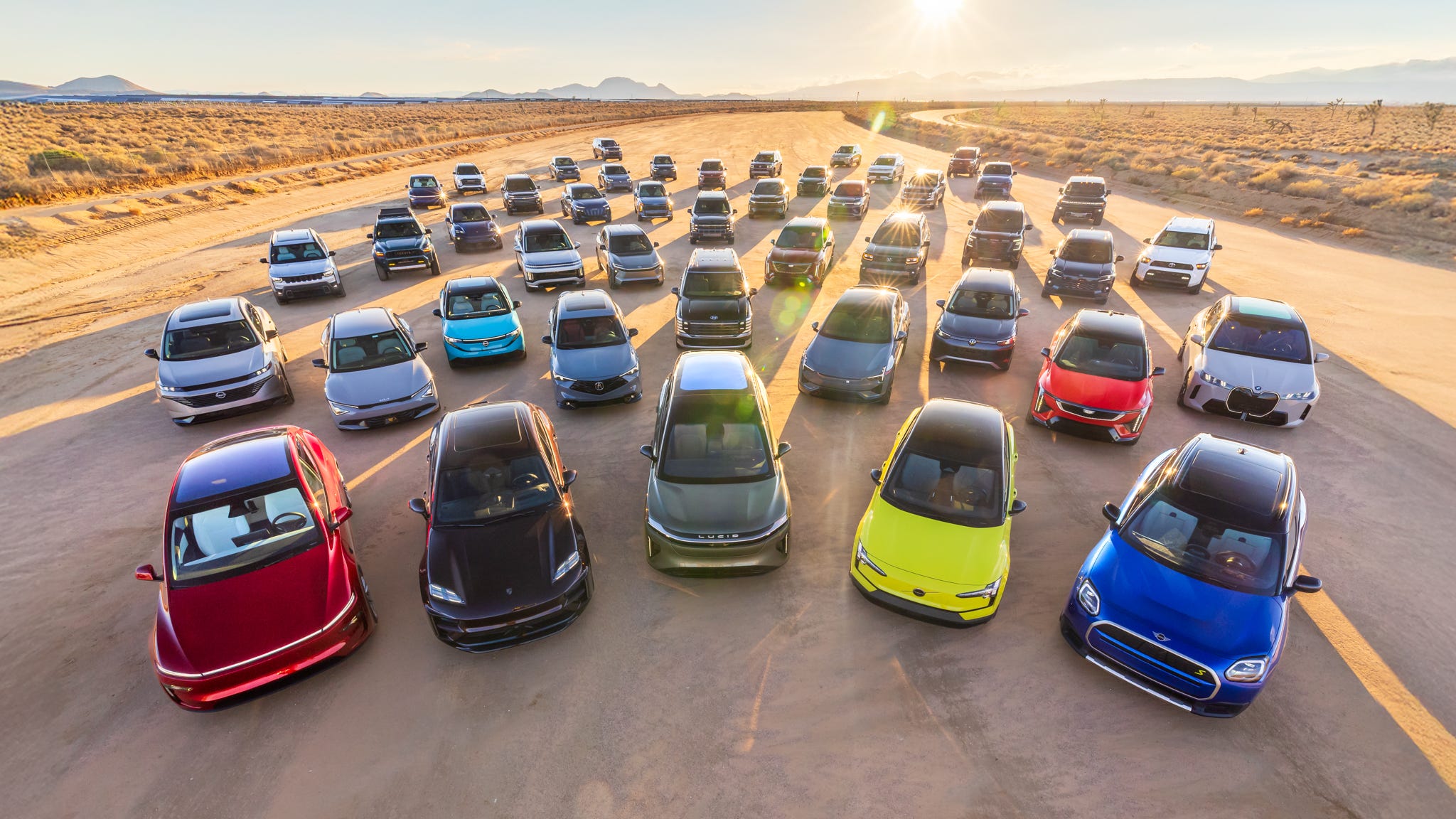 www.motortrend.com